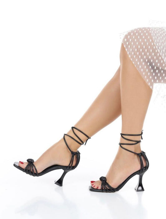 Kadın Bilekten Bağlamalı Topuklu Sandalet 6229