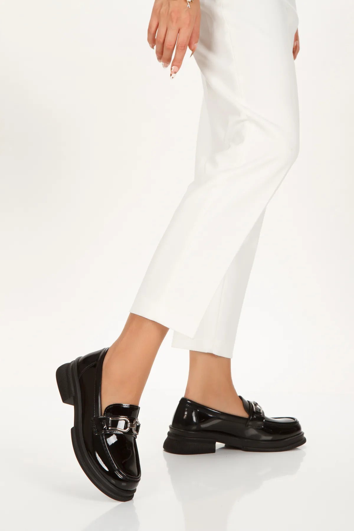 Kadın Toka Detaylı Oxford Ayakkabı 4050