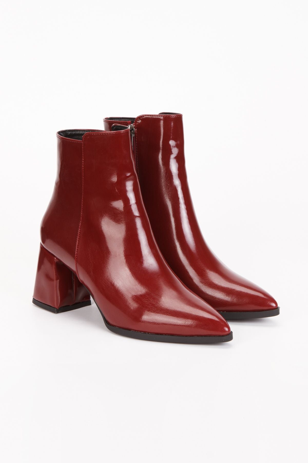 Kadın Sivri Burun Fermuarlı Kalın Topuklu Bot 5109