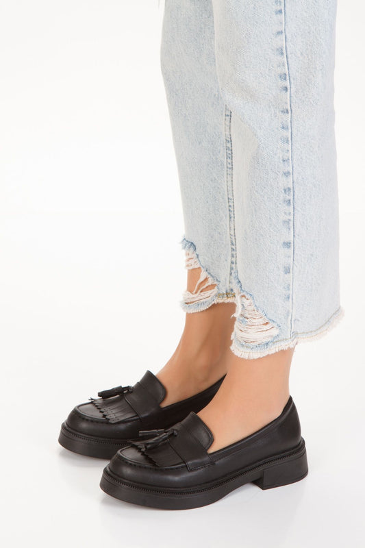 Kadın Mat Rugan Püsküllü Oxford Ayakkabı 4035