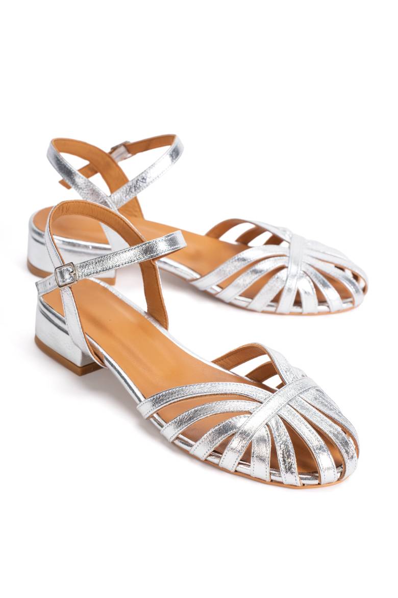 Kadın Hakiki Deri Kısa Topuklu Ayakkabı 3110